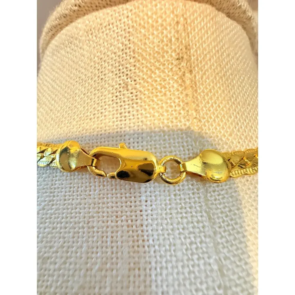 Vintage Gold Tone Herringbone Chain Necklace 22”